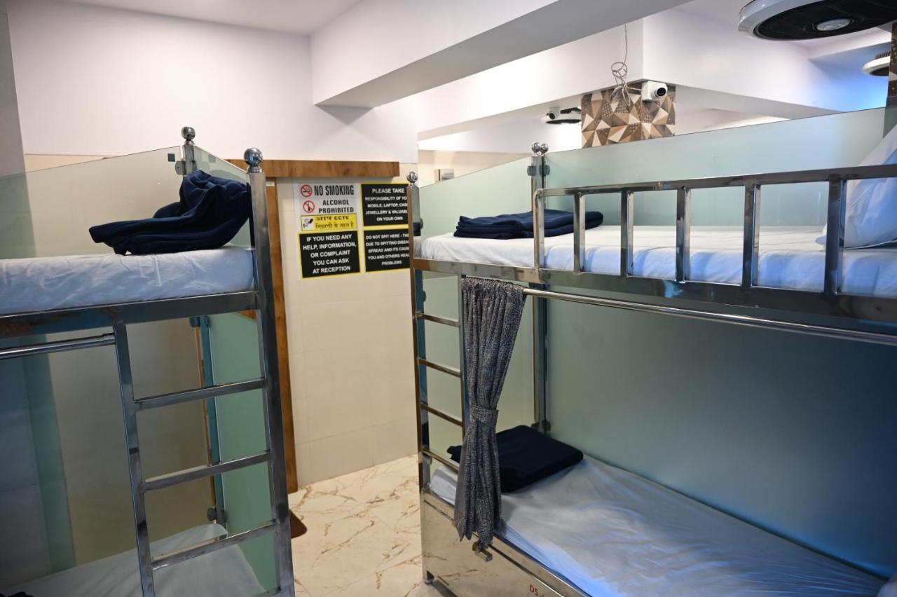 Sagar Dormitory Andheri - Nearest To Andheri Railway Station West Βομβάη Εξωτερικό φωτογραφία