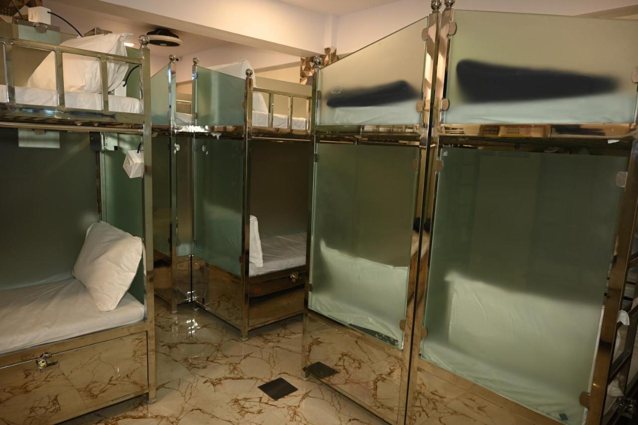 Sagar Dormitory Andheri - Nearest To Andheri Railway Station West Βομβάη Εξωτερικό φωτογραφία